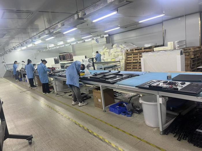 La fábrica de Cuhub comenzará la producción regular de pantallas LCD en 2025